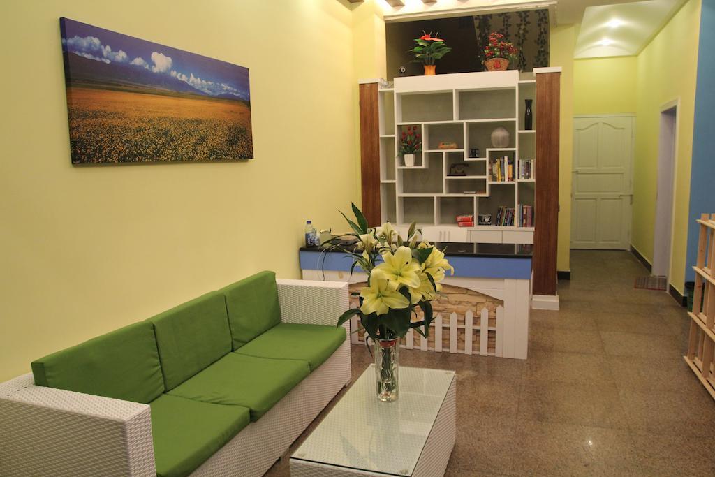 Tiffany Hostel Yangshuo Exterior photo