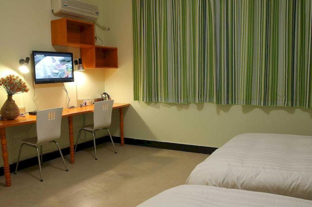 Tiffany Hostel Yangshuo Exterior photo